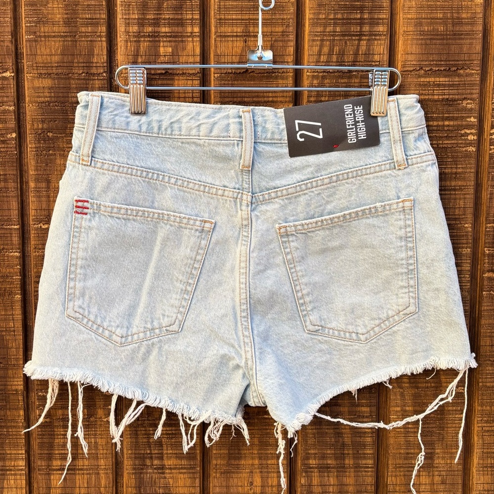NWTS BDG Girlfriend High Rise Light Denim Cut Off Jean Shorts
